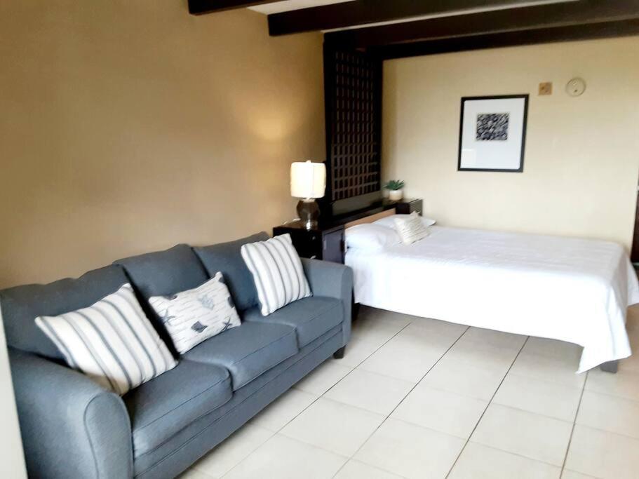 Beautiful One Bedroom Resort-Style Studio With Pool And Beach Access 拉斯金 外观 照片
